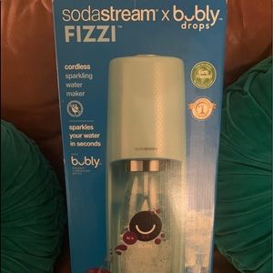 Brand New Ice Blue Sodastream x bubbly FIZZI